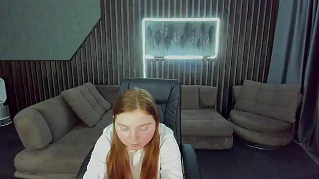 KattyRose8 online show from 13, 11, 2025