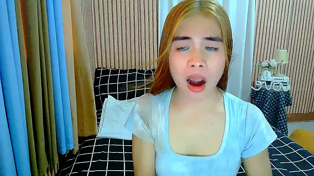 Snapshot of zeusdaven chatting on 11, 9, 2025 zeusdaven online show from 11, 9, 2025