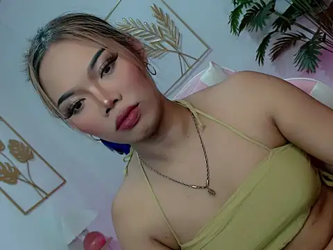 cassielily online show from 12, 4, 2026