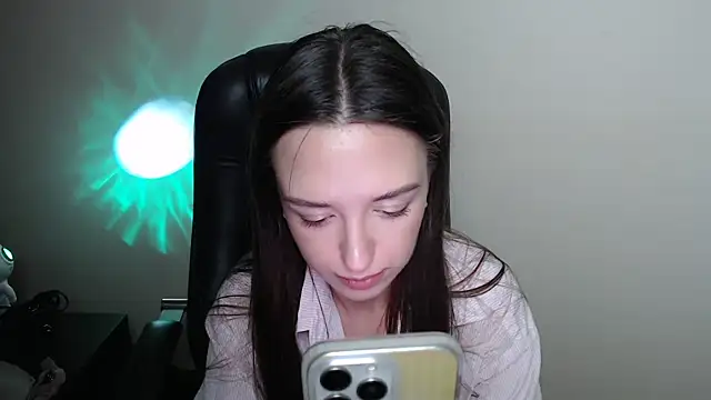 BonnieX  online show from 7, 5, 2026