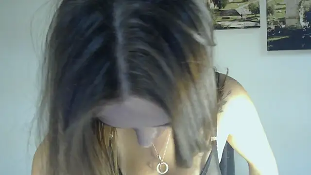 BonnieX  online show from 23, 9, 2025