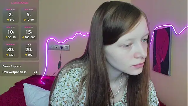 AliceHaris online show from 11, 10, 2025