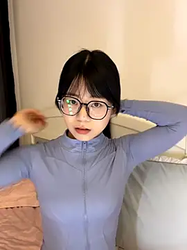 Snapshot of Ella-A9 chatting on 12, 11, 2025 Ella-A9 online show from 12, 11, 2025