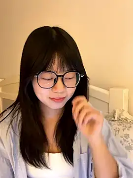 Snapshot of Ella-A9 chatting on 21, 11, 2025 Ella-A9 online show from 21, 11, 2025