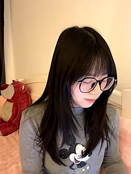 Ella-A9 online show from 3, 12, 2025