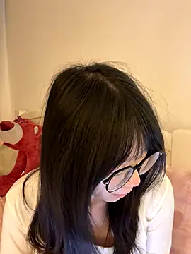 Ella-A9 online show from 3, 12, 2025