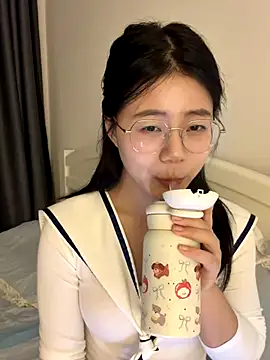 Snapshot of Ella-A9 chatting on 24, 9, 2025 Ella-A9 online show from 24, 9, 2025