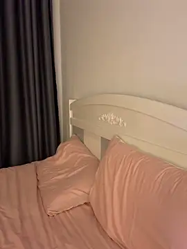 Snapshot of Ella-A9 chatting on 13, 9, 2025 Ella-A9 online show from 13, 9, 2025