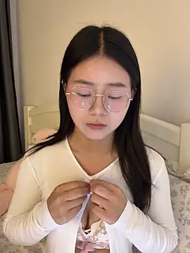 Snapshot of Ella-A9 chatting on 30, 9, 2025 Ella-A9 online show from 30, 9, 2025