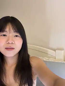 Snapshot of Ella-A9 chatting on 27, 10, 2025 Ella-A9 online show from 27, 10, 2025