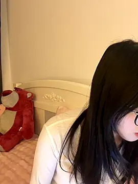 Ella-A9 online show from 4, 12, 2025