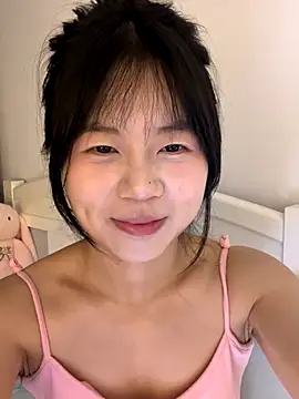 Snapshot of Ella-A9 chatting on 11, 10, 2025 Ella-A9 online show from 11, 10, 2025