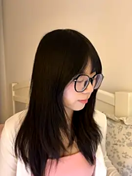 Snapshot of Ella-A9 chatting on 20, 11, 2025 Ella-A9 online show from 20, 11, 2025