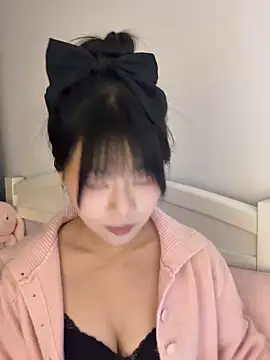 Snapshot of Ella-A9 chatting on 15, 10, 2025 Ella-A9 online show from 15, 10, 2025