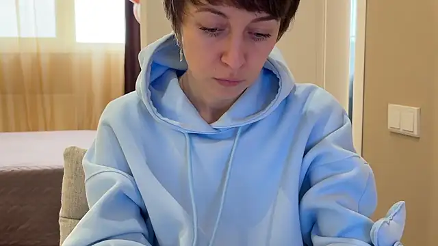 daniellia  online show from 14, 3, 2026