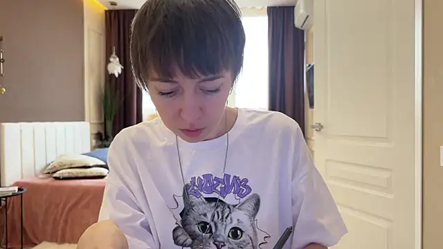 daniellia  online show from 7, 3, 2026