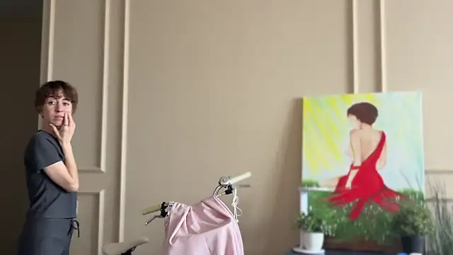 daniellia  online show from 24, 10, 2025