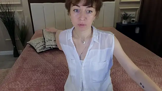 daniellia  online show from 24, 9, 2025