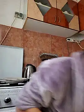 alinaalinutzq online show from 18, 10, 2025