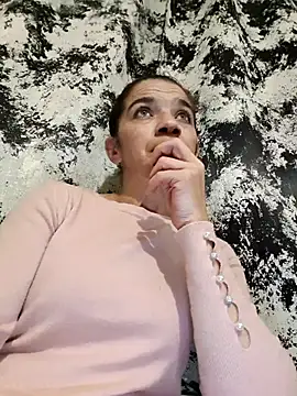 alinaalinutzq online show from 17, 10, 2025