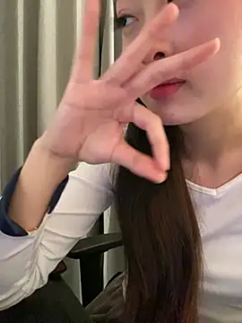 MengMeng0515 online show from 13, 3, 2026