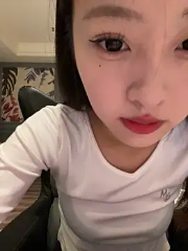 Snapshot of MengMeng0515 chatting on 4, 2, 2026 MengMeng0515 online show from 4, 2, 2026