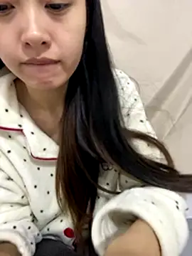 MengMeng0515 online show from 8, 1, 2026