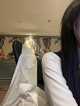 Snapshot of MengMeng0515 chatting on 17, 1, 2026 MengMeng0515 online show from 17, 1, 2026