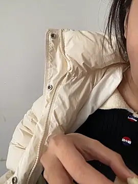 MengMeng0515 online show from 23, 11, 2025