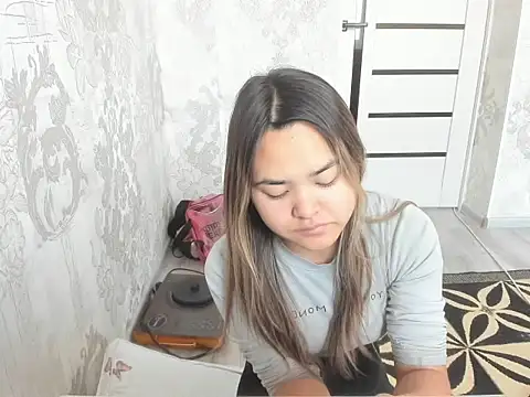 saika blush online show from 4, 12, 2025