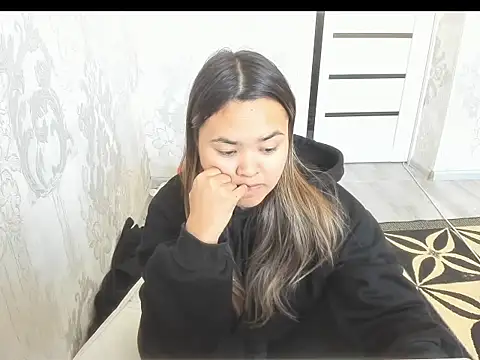 saika blush online show from 2, 12, 2025