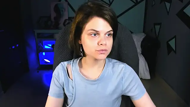 EllieMurler online show from 5, 11, 2025