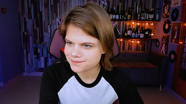 EllieMurler online show from 11, 11, 2025