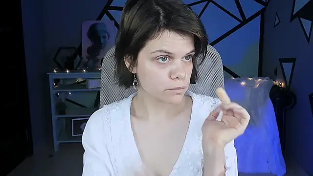 EllieMurler online show from 24, 9, 2025