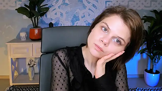 EllieMurler online show from 28, 11, 2025