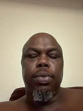 Snapshot of devon3421 chatting on 21, 2, 2026 devon3421 online show from 21, 2, 2026