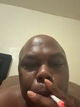 Snapshot of devon3421 chatting on 4, 3, 2026 devon3421 online show from 4, 3, 2026