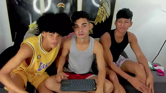 Snapshot of Violet_Dream2 chatting on 3, 12, 2025 Violet Dream2 online show from 3, 12, 2025