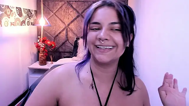 Kiara Cruz   online show from 16, 12, 2025