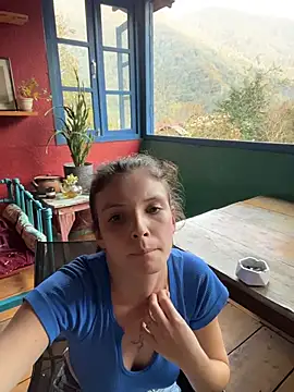 FoxStudioSex online show from 8, 11, 2025