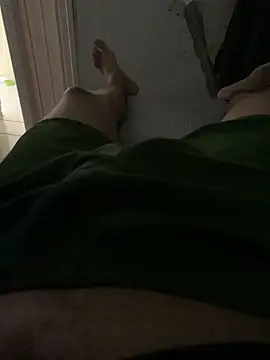 renannoviinho17z online show from 22, 4, 2026