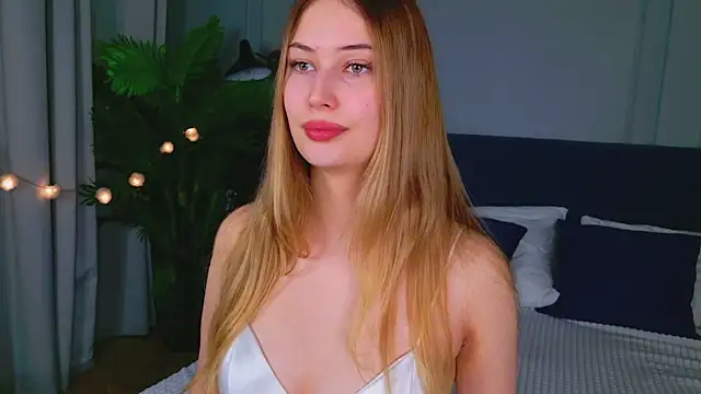 Sofii Ly online show from 19, 12, 2025