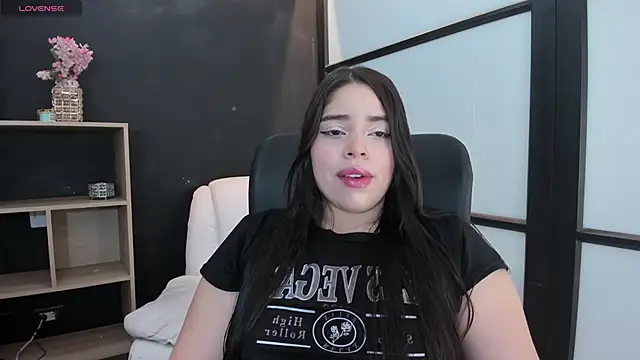 Snapshot of sunnypaytton chatting on 3, 10, 2025 sunnypaytton online show from 3, 10, 2025