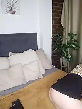 brandi bae1 online show from 29, 3, 2026