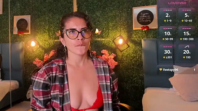 Linagh  online show from 3, 10, 2025