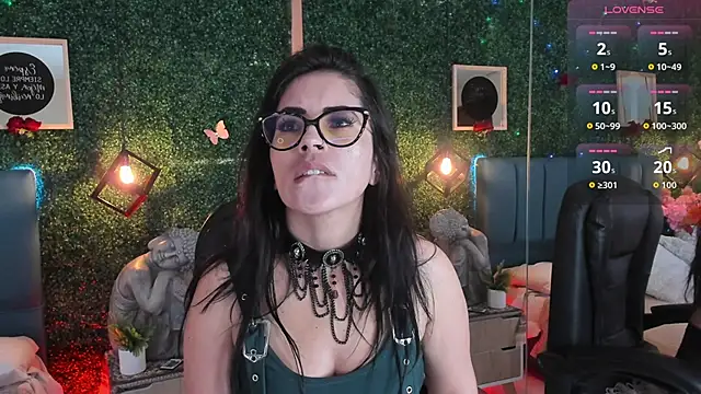 Linagh  online show from 13, 1, 2026