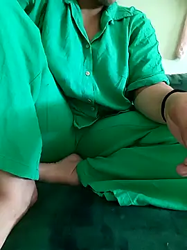 Mroma89six online show from 31, 10, 2025