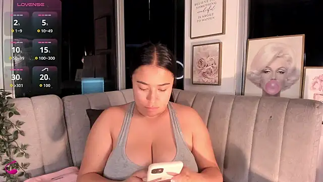 Zoey thompson online show from 6, 10, 2025