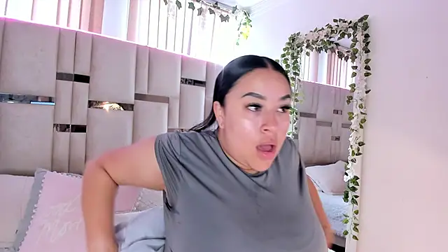 Zoey thompson online show from 26, 10, 2025