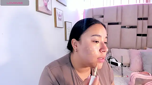 Zoey thompson online show from 18, 10, 2025